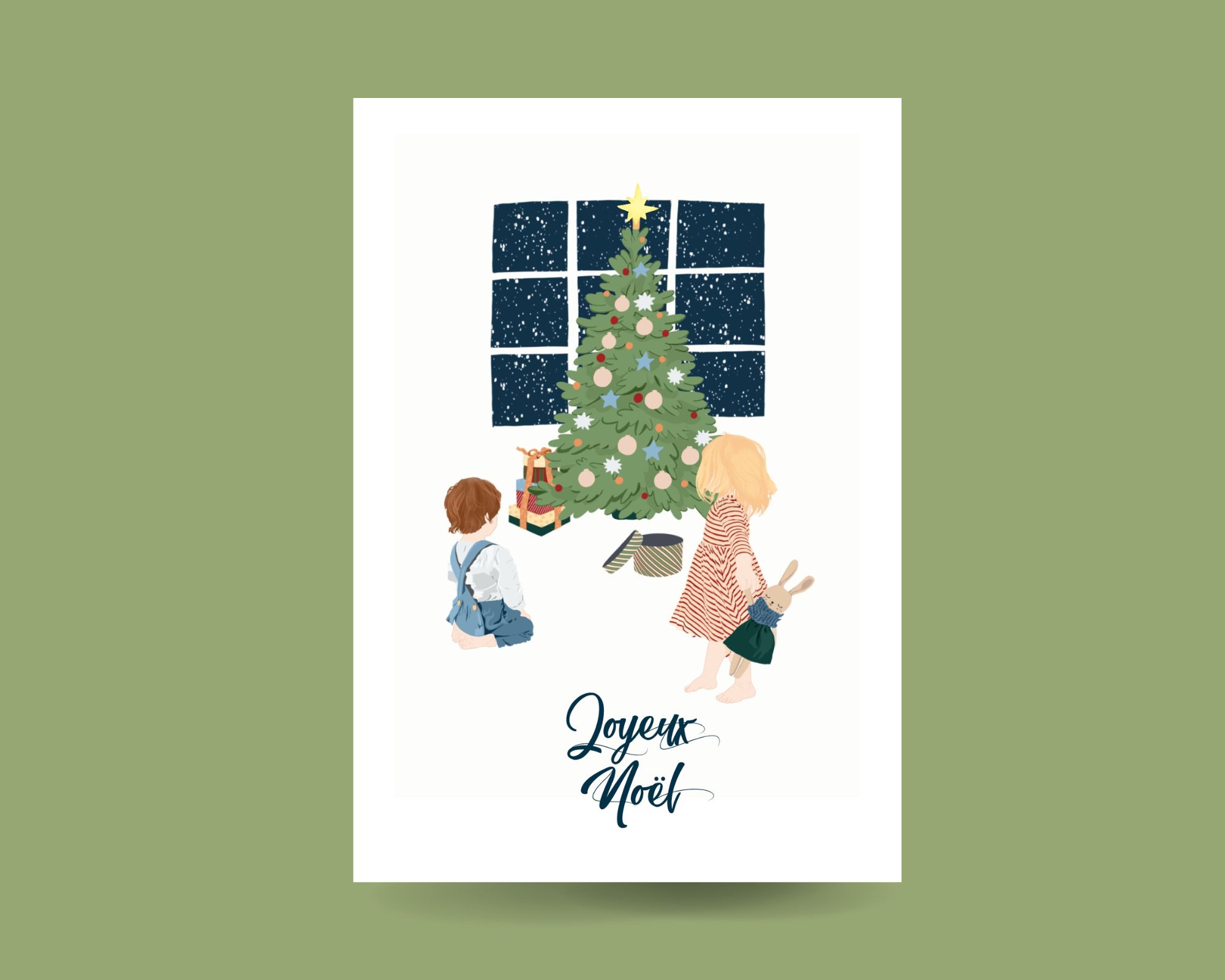 carte noel enfants devant le sapin ouvrant leurs cadeaux